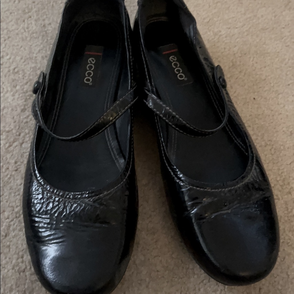 Ecco Mary Jane Hidden Heel Flats